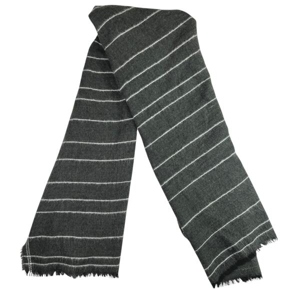 Zara Women's Black Gray Striped Knit Fringe Shawl Wrap Scarf Size M - Picture 2 of 3